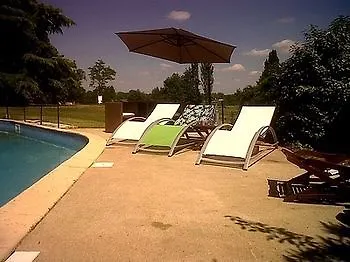 Otel Les Rives Du Plantie Le Temple-sur-Lot
